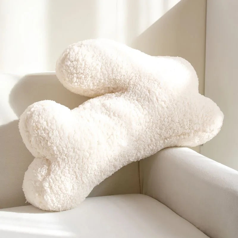 Coussin en peluche bouclé en forme de lapin