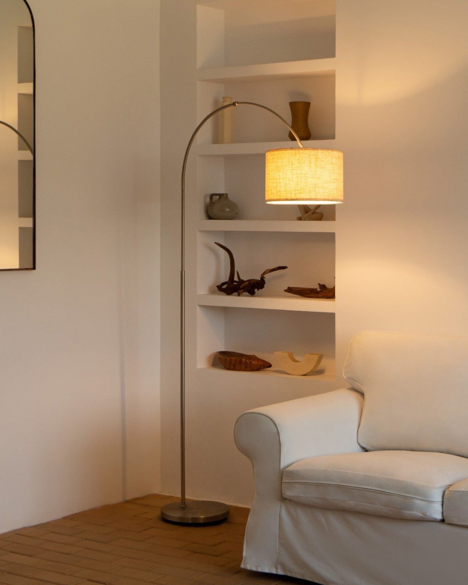 Douce Tidlos | Lampe sur pied moderne – acier brossé – abat-jour en lin