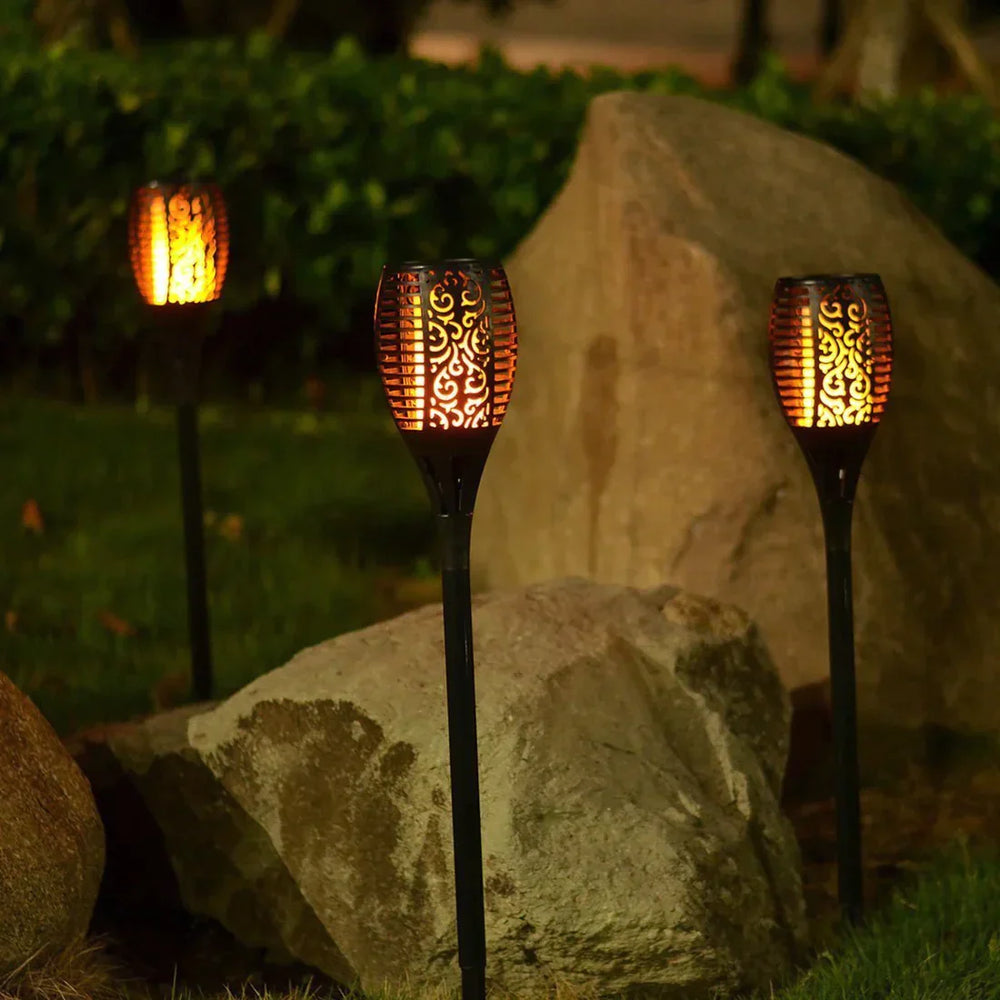Calme Vinter | Torches solaires LED – Étanchéité IP65 – Écologique et automatique